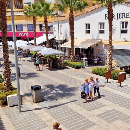 Precioso Apartamento En El Centro De Torremolinos Bagian luar foto