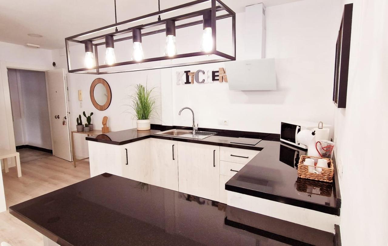 Precioso Apartamento En El Centro De Torremolinos Bagian luar foto
